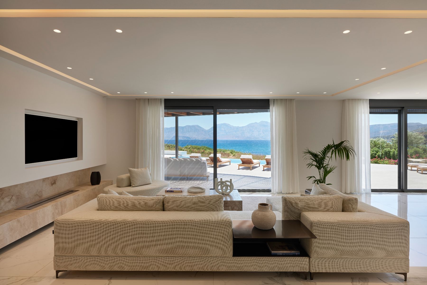Serenelle villa photo.
